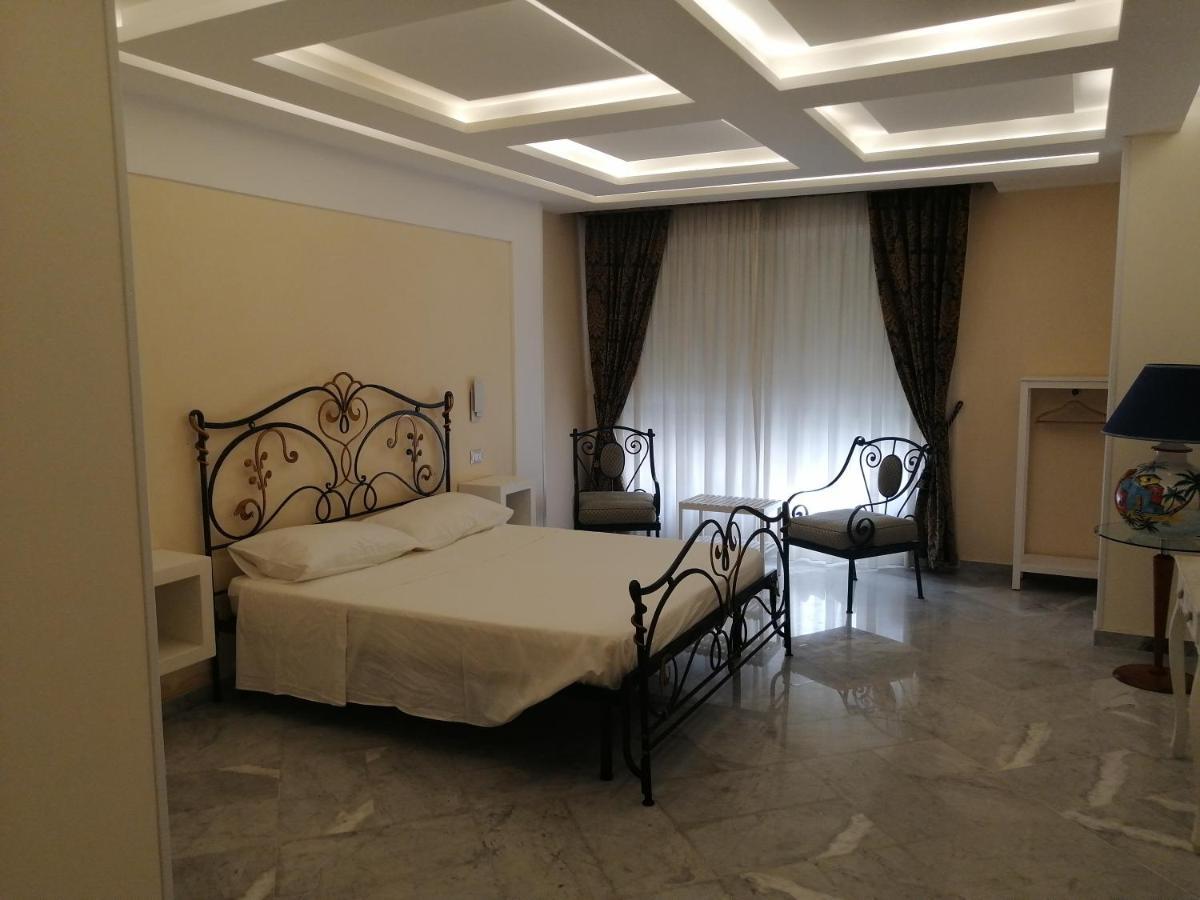 Federico 70 Zaffiro Luxury Hotel Palermo Kültér fotó